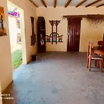 Uhuru Art House