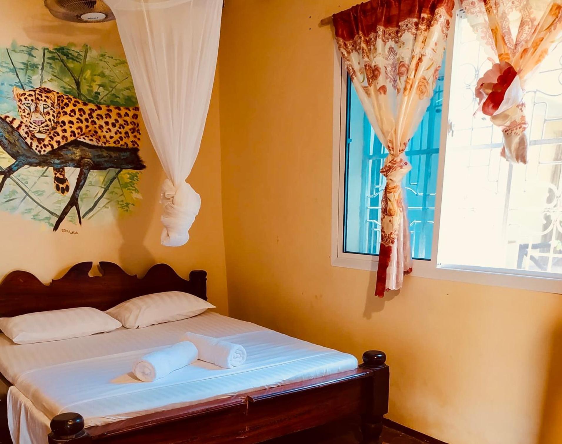 Uhuru Art House Paje