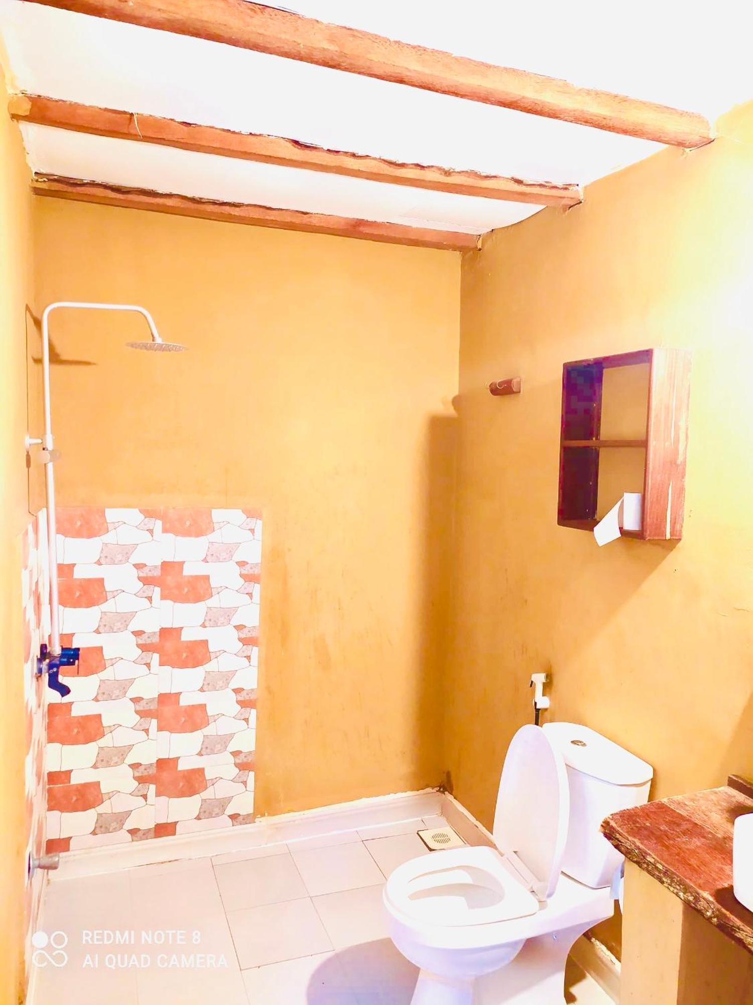 Uhuru Art House